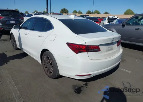 2016 Acura Tlx z USA, uszkodzony, nr VIN 19UUB1F30GA009659